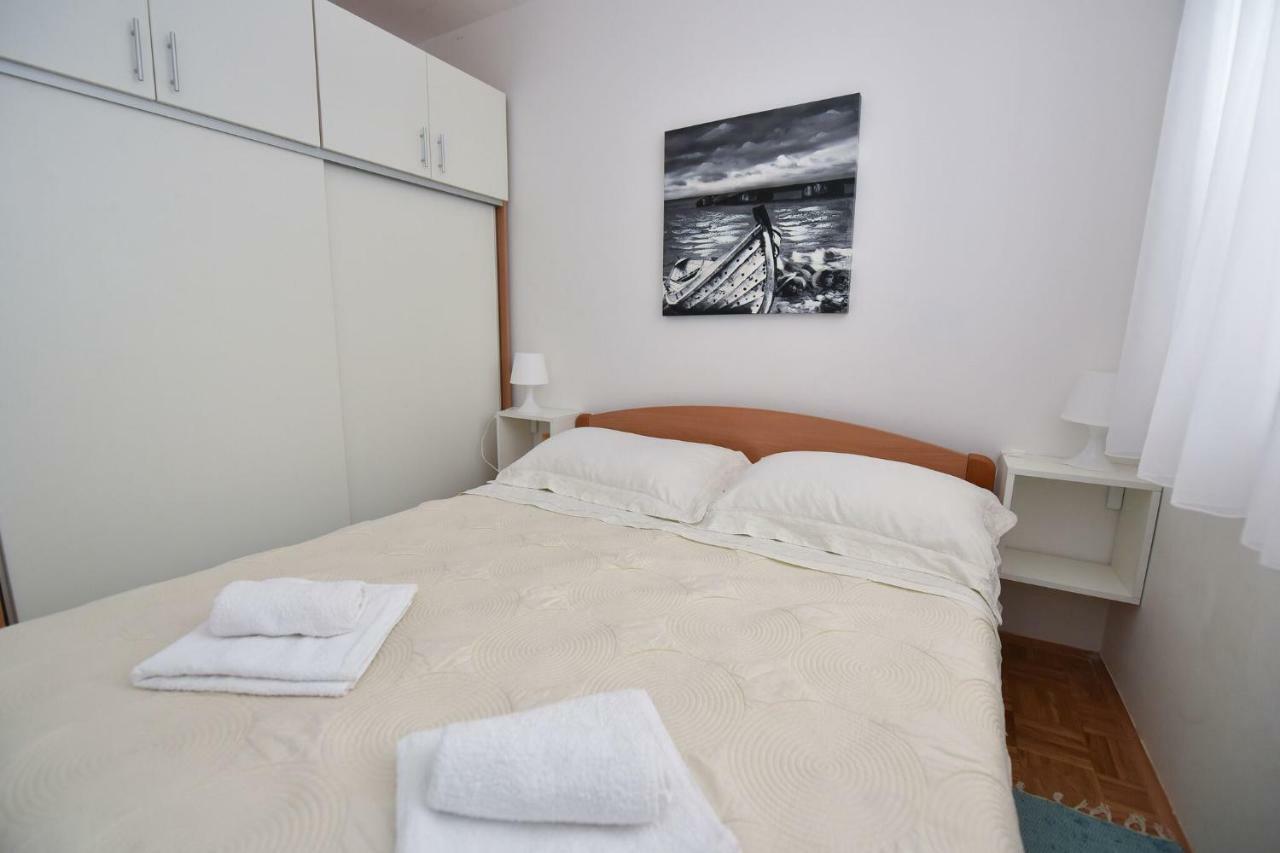Vicy Apartment Novalja Exterior photo